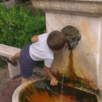 Prea cald, chiar şi pentru luna lui Cuptor!