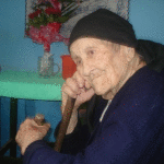 Tanti Măriuţa, din Obreja, a împlinit 100 de ani
