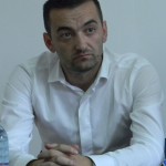 La FC Caransebeş, schimbare de preşedinţi: a plecat Cosmin Popovici, vin Dan Avram şi Dorin Micşa!