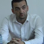 La FC Caransebeş, schimbare de preşedinţi: a plecat Cosmin Popovici, vin Dan Avram şi Dorin Micşa!