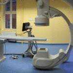 Angiograful atrage medici la Caransebeş