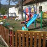 Copiii se dau huţa la Voislova