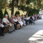 Pensionarii – puţini au fost, mulţi au rămas…