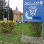 La Poliţia Locală Caransebeş, patru oameni din cinci dorm în post