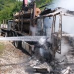 La Glimboca, lemnul a scăpat ca prin minune din incendiu