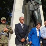„Cetăţeanul de Onoare” Ioan Dragalina se întoarce la Caransebeş