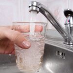 Aquacaraș majorează tarifele la apă și canalizare