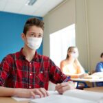 Şcolile din Caransebeș vor beneficia de protecţie anti-COVID