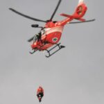 Elicopterul SMURD de la Caransebeş, intervenţie de urgenţă în Cheile Caraşului