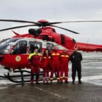 Peste 1.500 de misiuni și 2.000 de ore de zbor pentru elicopterele SMURD de la Caransebeș